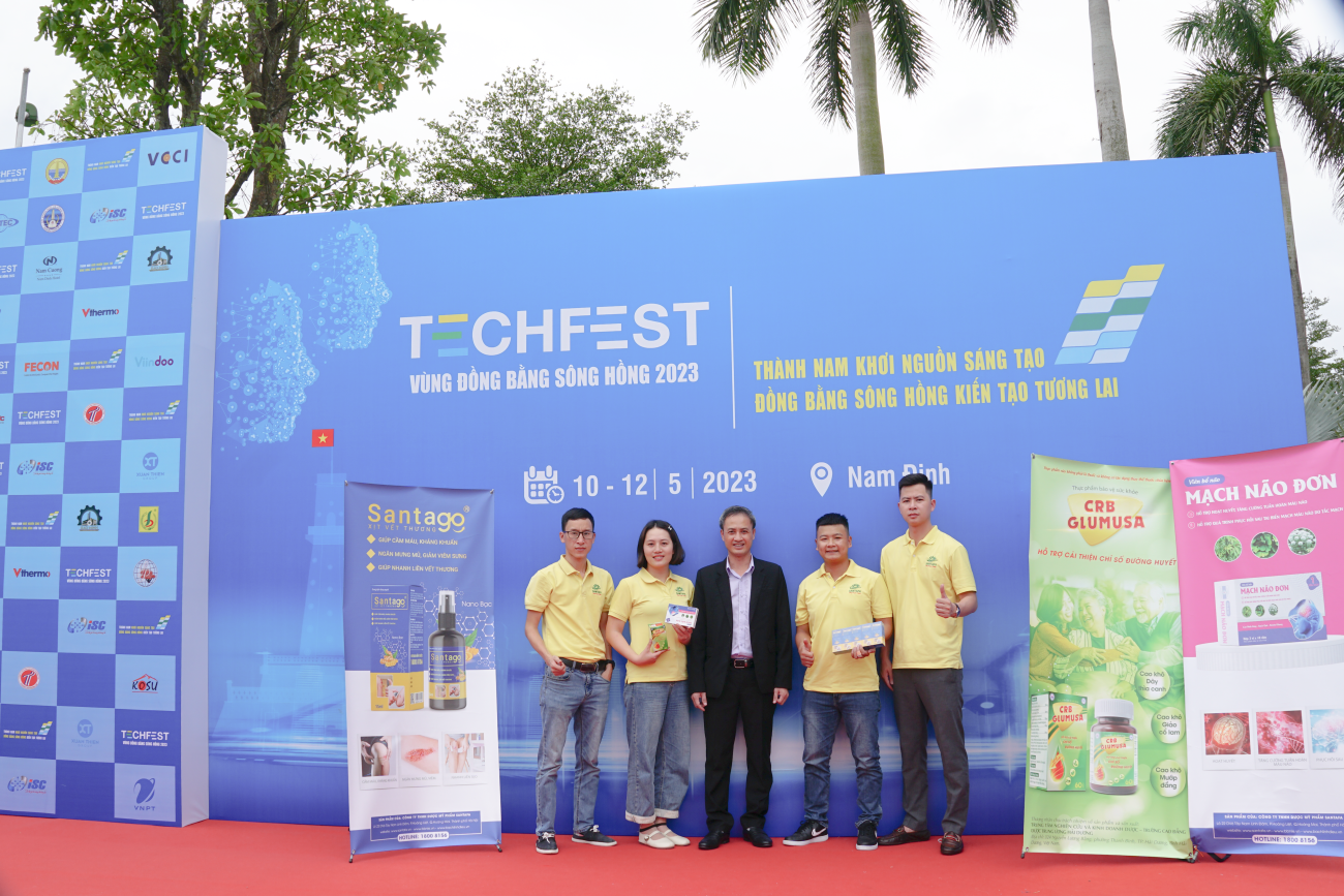 Bộ ba sản phẩm tiêu biểu của Santafa tự hào có mặt tại Techfest vùng đồng bằng sông Hồng 2023 hoi-cho6