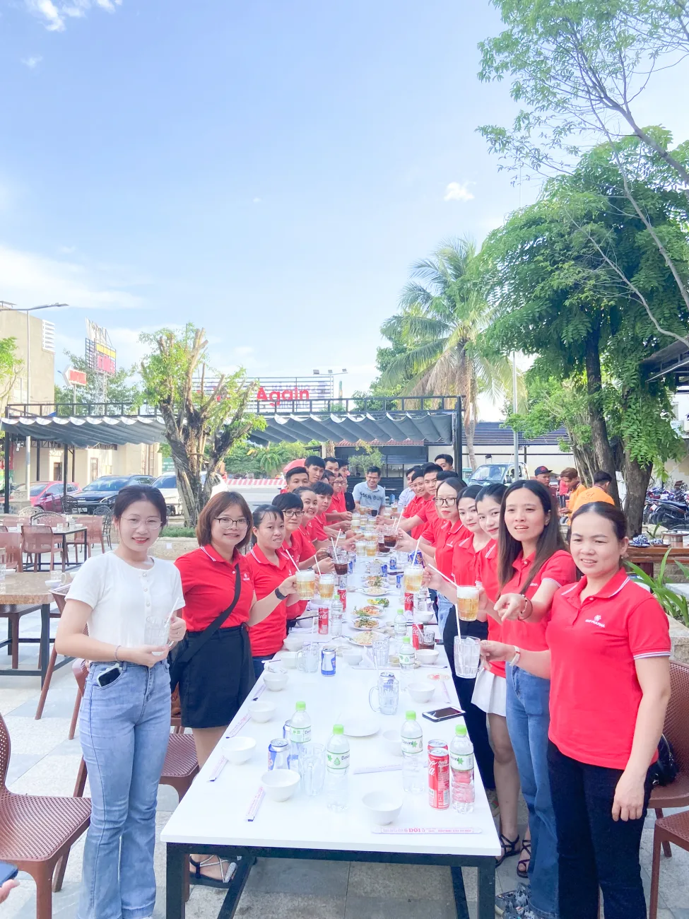 Tổng kết kinh doanh quý II, vinh danh các cá nhân xuất sắc nhất và phát động chuyến dịch " Gió Đông" khu vực miền Tây hop-kinh-doanh