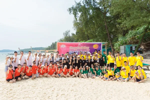 Team Building BÙNG NỔ & "TỎA SÁNG" cùng các Vì Sao