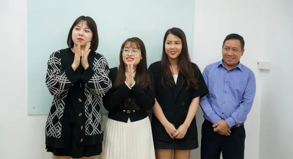 Chúc mừng sinh nhật CBNV tháng 11 - Dược Mỹ phẩm Santafa