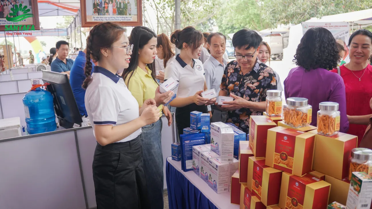 Dược Mỹ phẩm Santafa tham gia tuần hàng giới thiệu sản phẩm tiêu biểu tại Hải Dương