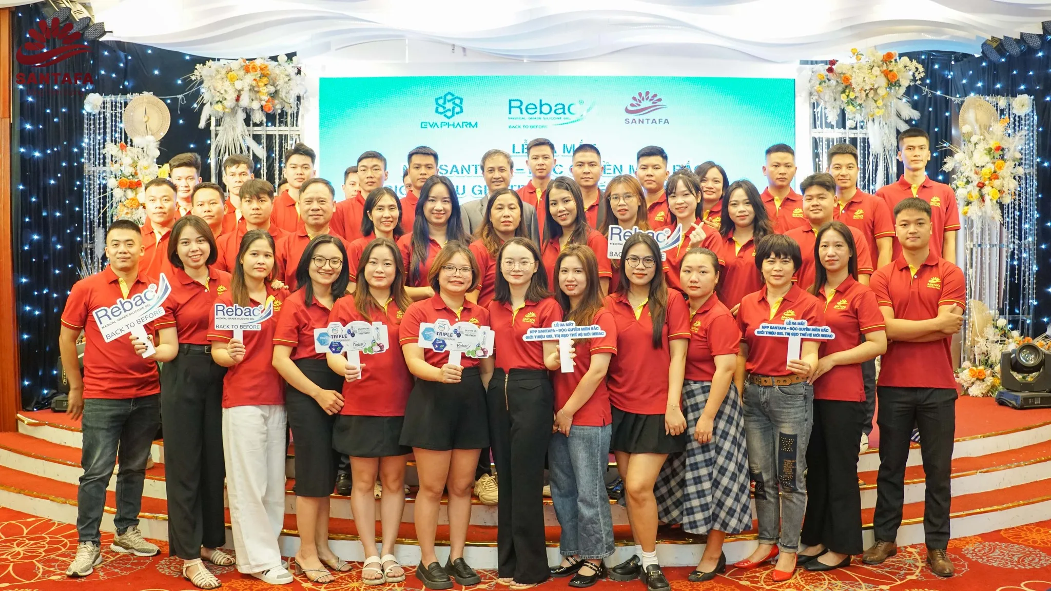 Santafa với mình là cả thanh xuân!