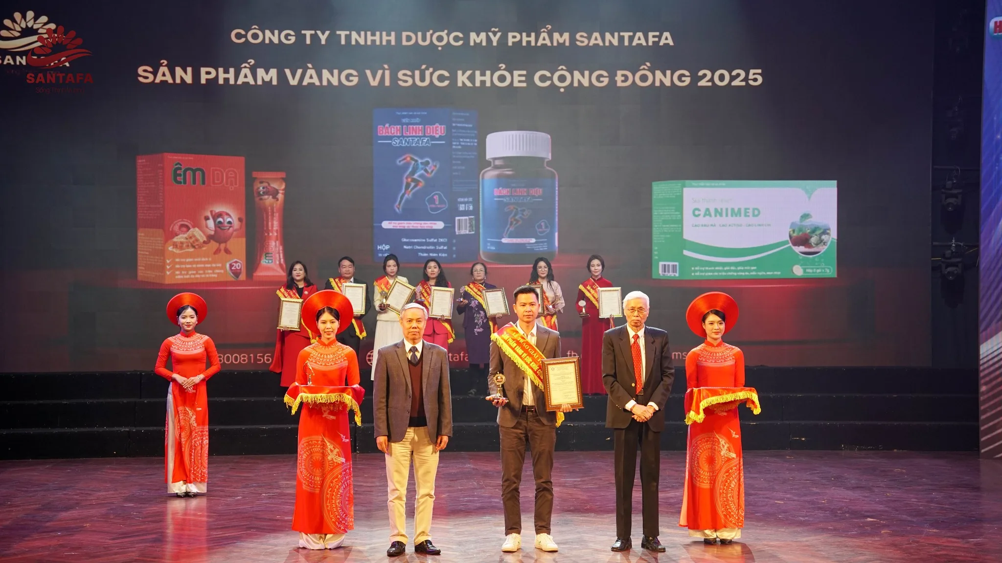 Dược Mỹ phẩm Santafa xuất sắc nhận giải thưởng "Sản phẩm vàng vì sức khoẻ cộng đồng 2025"