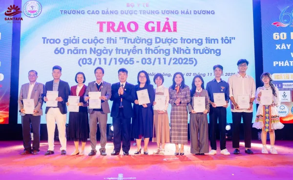 Dược Mỹ phẩm Santafa vinh dự nhận giải thưởng tại lễ kỷ niệm 60 năm ngày truyền thống Trường Cao Đẳng Dược Trung ương Hải Dương Dược Mỹ phẩm Santafa vinh dự nhận giải thưởng tại lễ kỷ niệm 60 năm ngày truyền thống Trường Cao Đẳng Dược Trung ương Hải Dương
