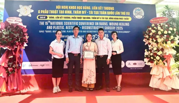 Xịt vết thương Santago: Ghi dấu ấn tại Hội nghị bỏng, Liền vết thương, Phẫu thuật tạo hình, Thẩm mỹ và Tái tạo toàn quốc lần thứ XV