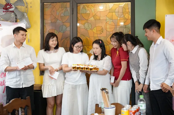 Chúc mừng sinh nhật các thành viên tháng 3 - Đại gia đình Santafa Chúc mừng sinh nhật các thành viên tháng 3 - Đại gia đình Santafa