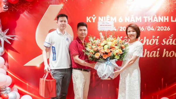 DƯỢC MỸ PHẨM SANTAFA TƯNG BỪNG TỔ CHỨC KỶ NIỆM 6 NĂM THÀNH LẬP DƯỢC MỸ PHẨM SANTAFA TƯNG BỪNG TỔ CHỨC KỶ NIỆM 6 NĂM THÀNH LẬP